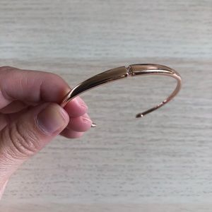 Pavé inset cuff - rose gold